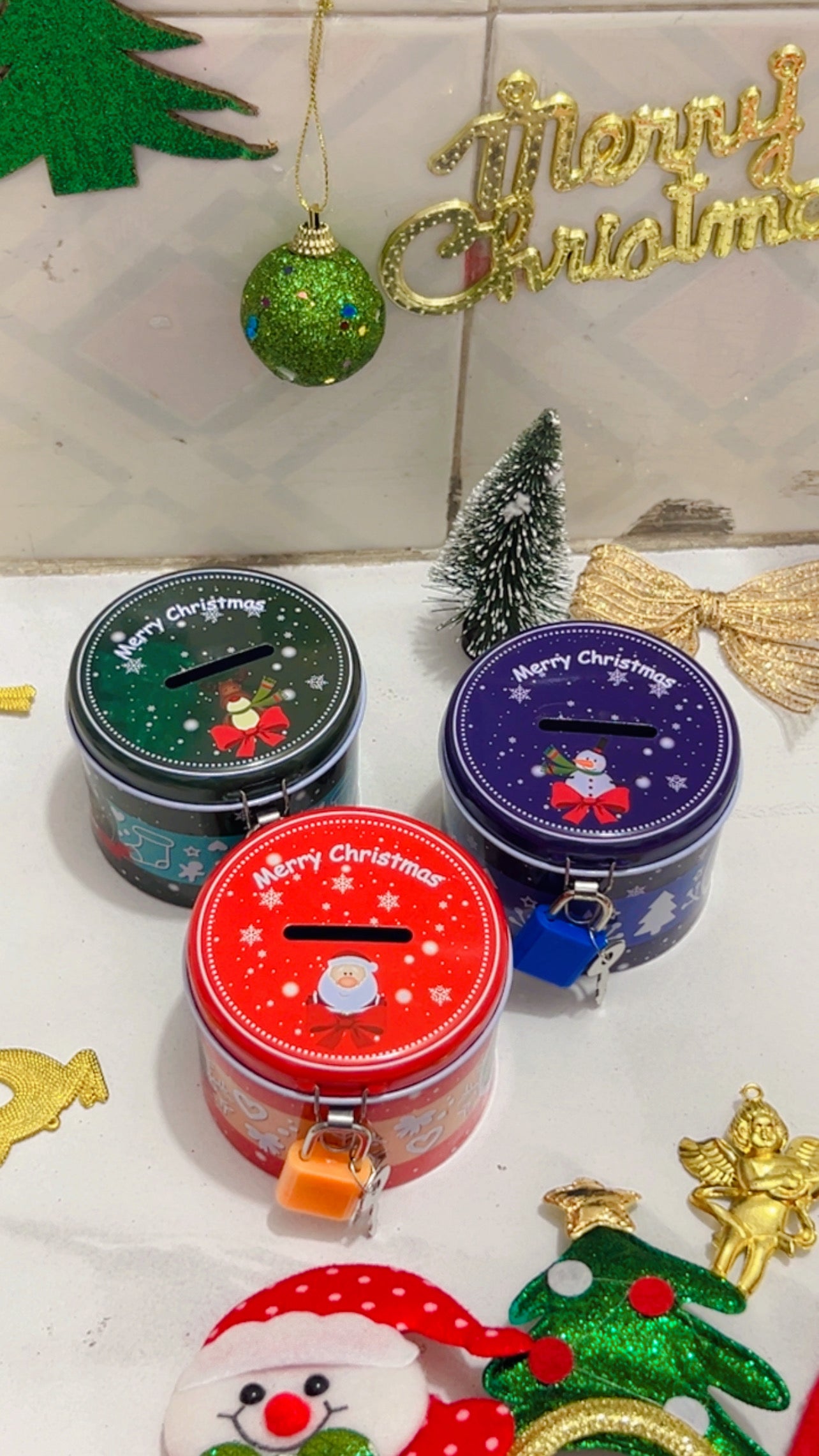 christmas round mini piggy bank